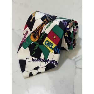 Vintage Nicole Miller Silk Soccer Tie 60 x 4 Sports Exercise Teams